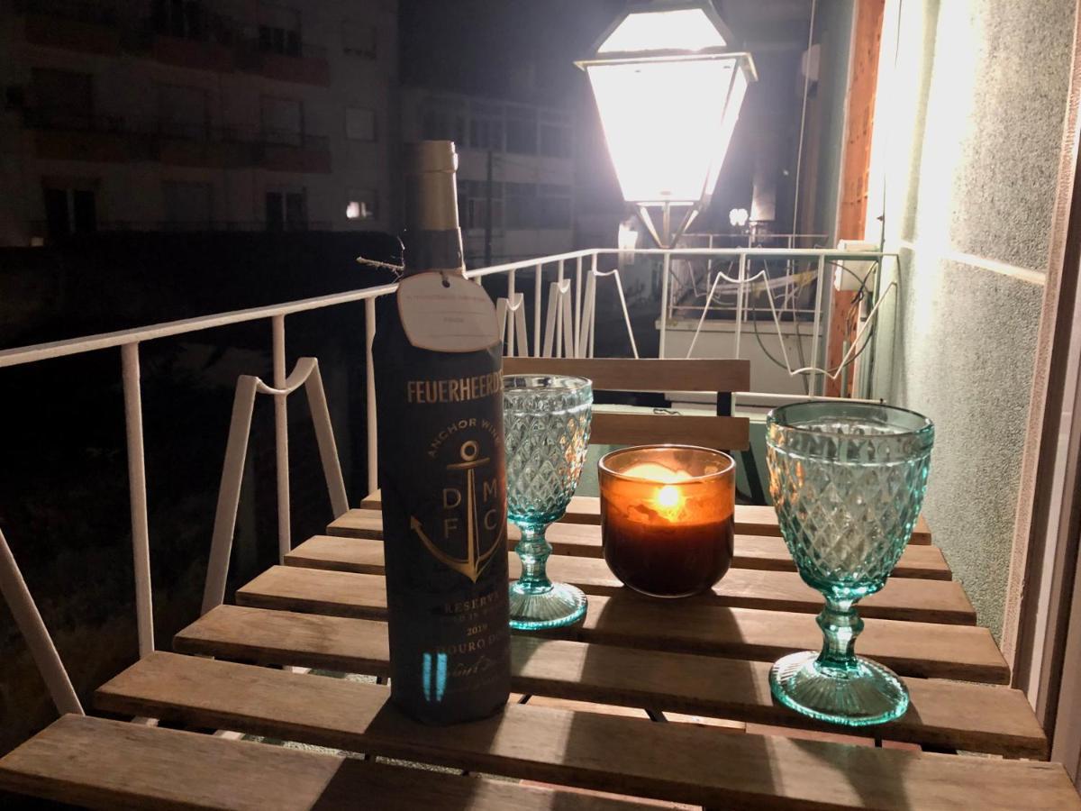 Apartamento Torres Vedras Centro מראה חיצוני תמונה